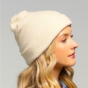 Ivory Slouchy Knit Beanie NWT
